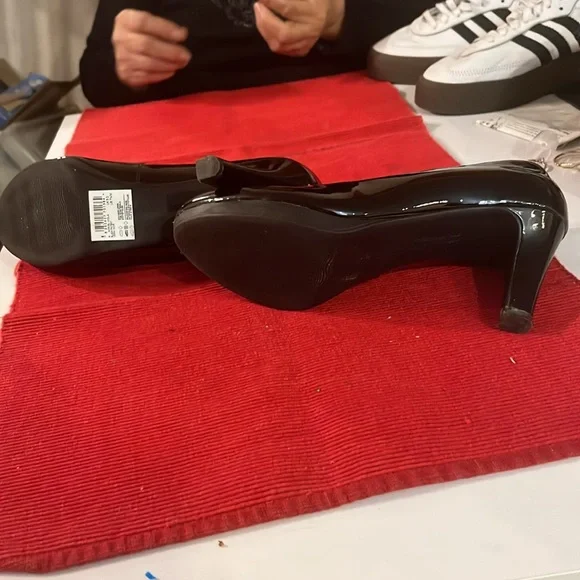 Clark’s Collection - Picture 3 of 5